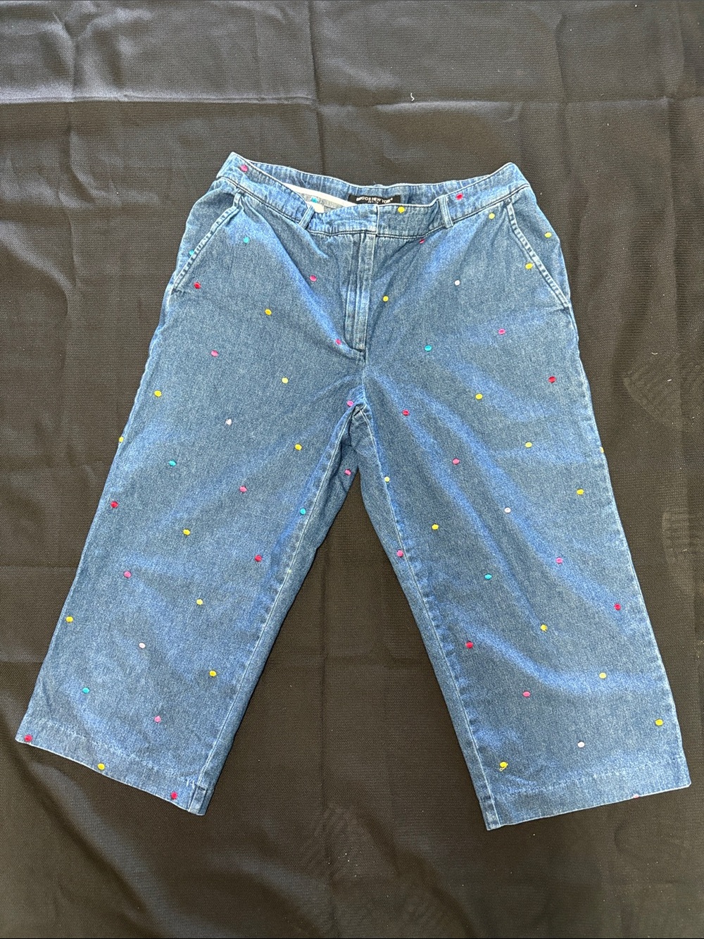 Briggs New York Denim Capri Pants with Multicolor Embroidered Dots